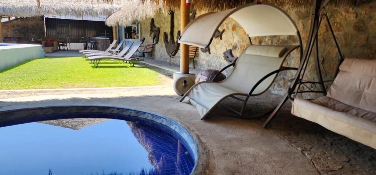 Casa Sol Y Luna Tequesquitengo Esterno foto